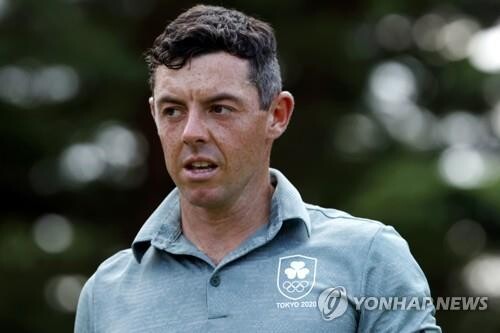 매킬로이, 30㎝ 퍼트 놓친 친구에 "나도 45㎝ 퍼트 놓쳤다"