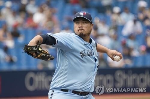 '최악투' 류현진, 3⅔이닝 7실점…토론토는 극적인 역전승