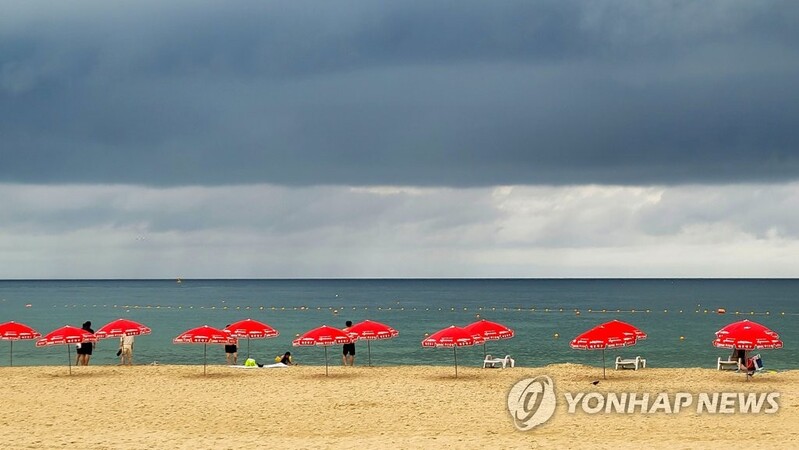 '테스형 어쩌지…' 4단계 부산 줄줄이 취소·축소·연기