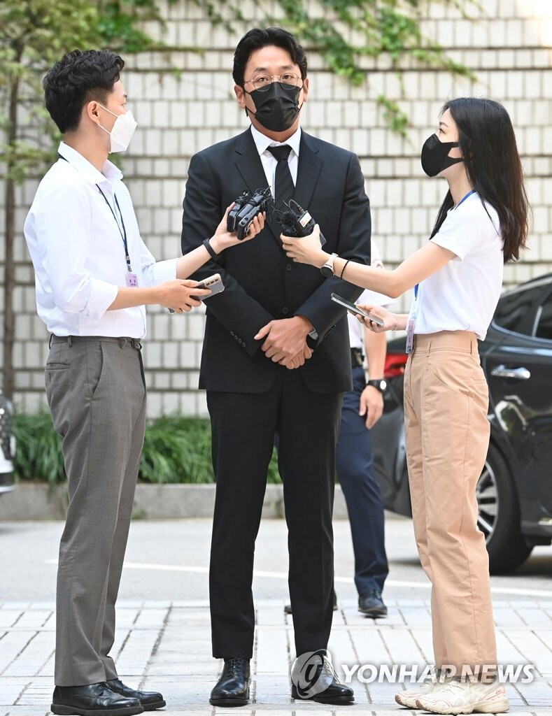 '프로포폴 불법 투약' 하정우 오늘 첫 재판