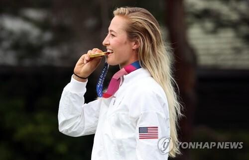 심박수는 못 속여…'돌부처' 코다도 챔피언 퍼트엔 '두근두근'