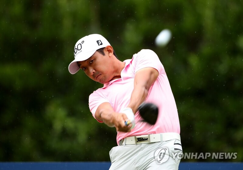 '7언더파 맹타' 박준원, KPGA 선수권 2R 단독 선두로 껑충