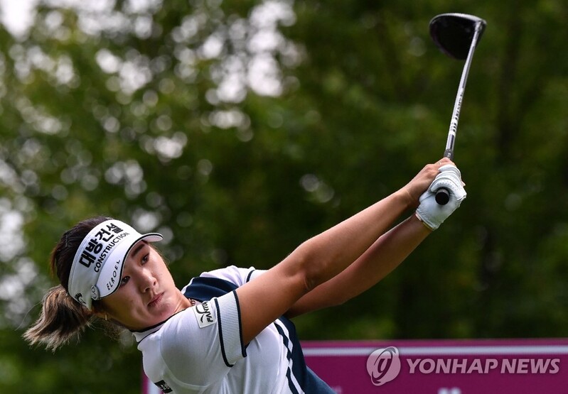 이정은, LPGA 투어 스코틀랜드 오픈 2R 공동 5위…1위와 4타 차