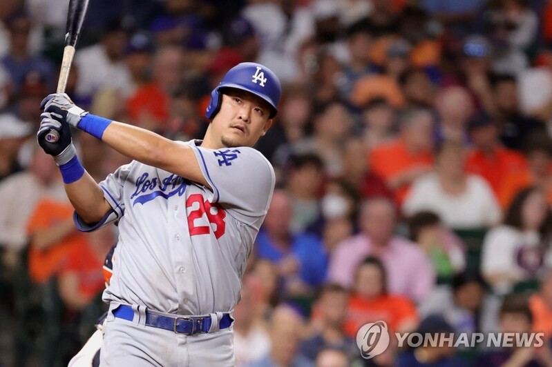 일본인 타자 쓰쓰고, MLB 피츠버그와 계약 합의…박효준에 불똥?