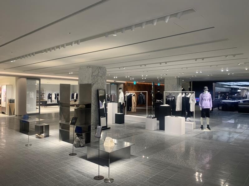 "매장서 향과 음악을 즐기세요"…롯데백화점 '감성 마케팅'