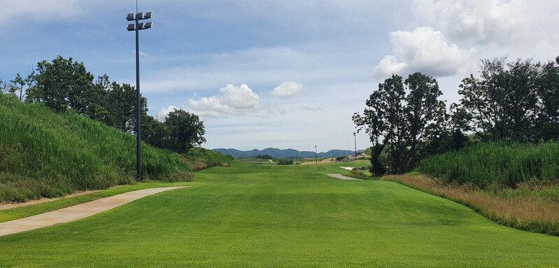 "캐디 없이 운영"…24홀 규모 경주 루나엑스골프장 10월 개장