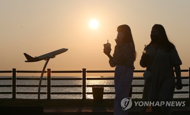 왁자지껄하던 제주 해변이 조용…"4단계 연장만 안 되길"
