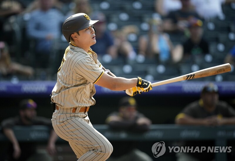 김하성 안타 쳤지만…아리에타, 이적 첫 등판서 부상 '악재'
