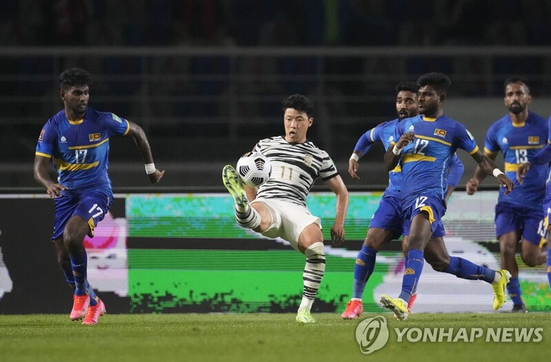 황희찬, 울버햄프턴 임대 후 이적 임박…손흥민과 맞대결 기대감