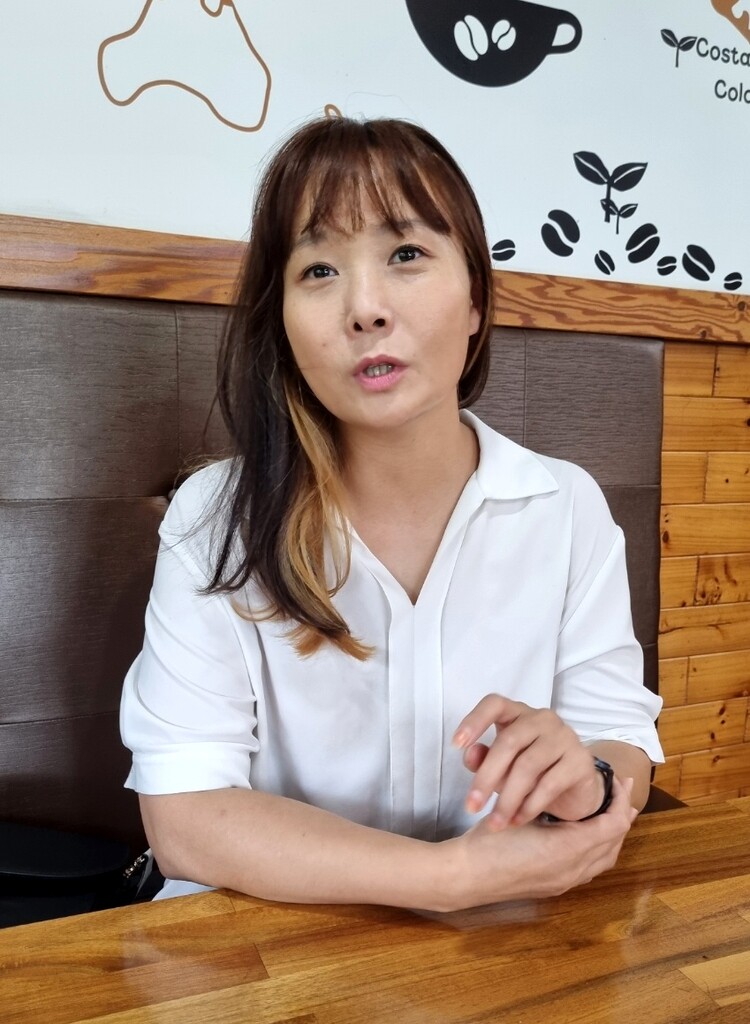 [#나눔동행] '치매노인 원예치료 자원봉사' 전명주씨 "움직이는 날까지"