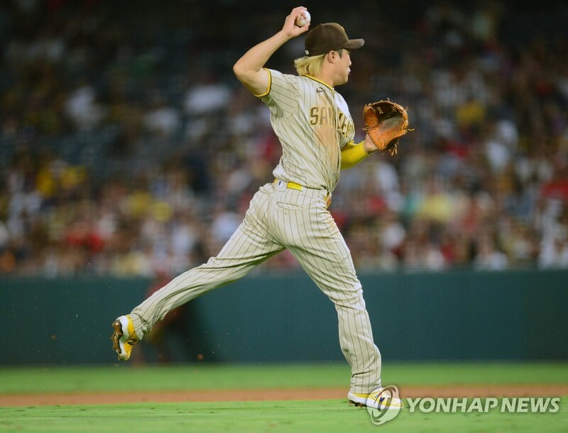 대수비 출전한 김하성, 타석에선 삼진…오타니는 40홈런·20도루