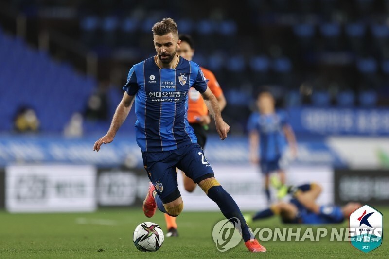 울산 힌터제어, 독일 2부 하노버와 2년 계약…7개월 만의 이별