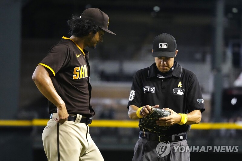 김하성 3경기 연속 결장…다르빗슈는 2⅔이닝 6실점 조기 강판