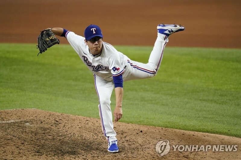 One day after demotion, Rangers' Yang Hyeon-jong back in MLB as roster expands