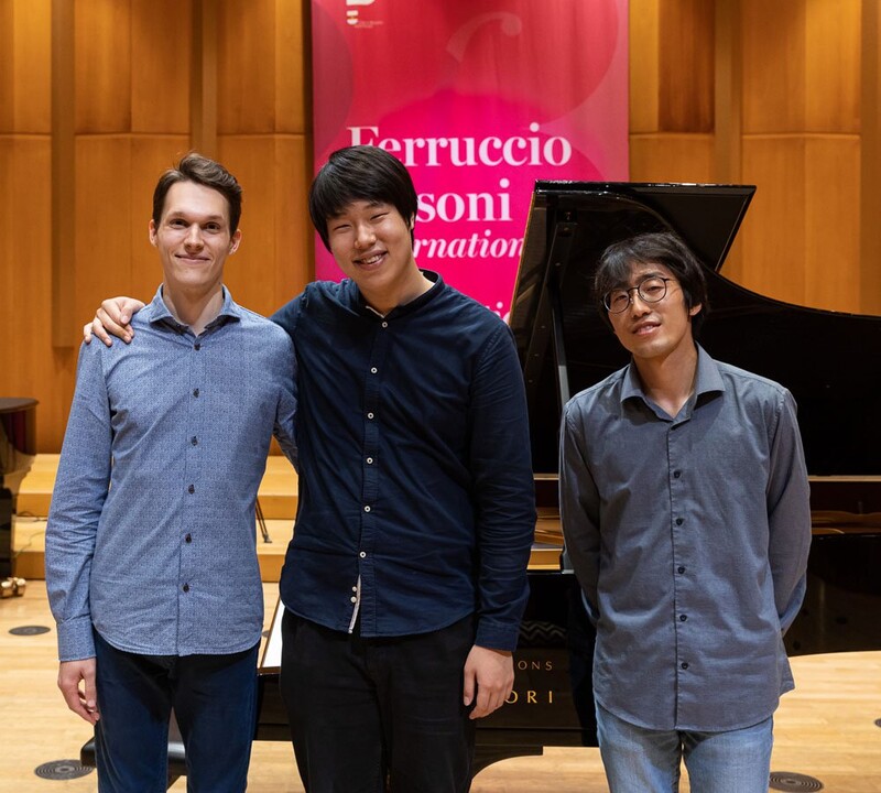 Two S. Korean pianists win top prizes at Busoni int'l piano competition
