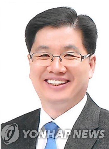 광주 문화계, '문화예술회관장 개방형 해제' 거듭 비판