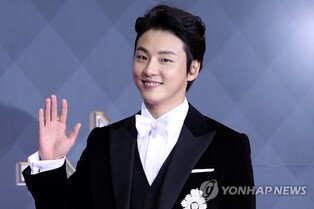 Yoon Si-yoon to act as S.Korea’s first Catholic priest in new movie