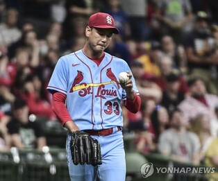 Cardinals' Kim Kwang-hyun moved to bullpen 2 days before scheduled start