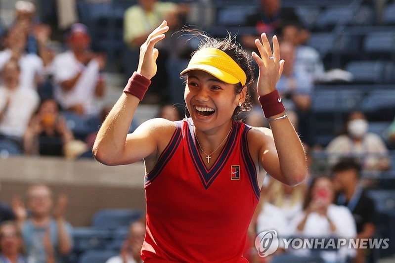 19세 라두카누, 예선 통과자 최초 US오픈 여자 단식 4강 진출