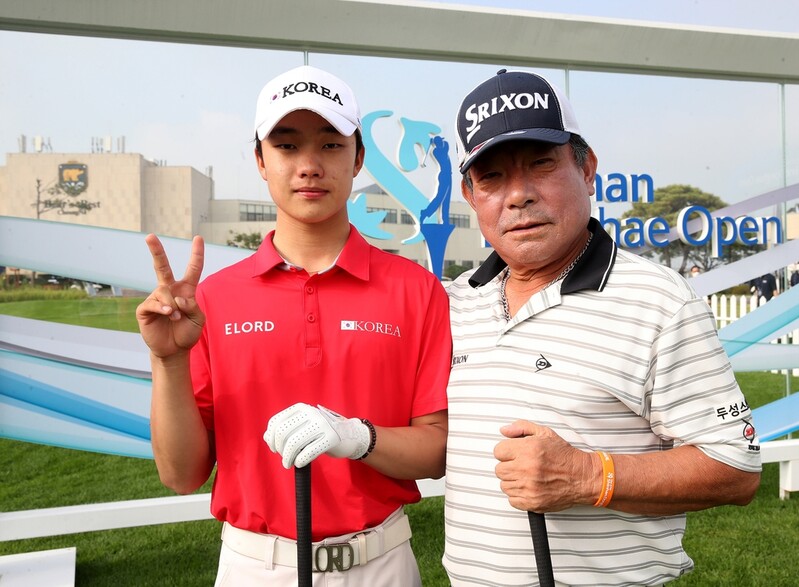 손자뻘 후배와 동반 경기한 73세 최윤수 "골프 치는 게 행복"