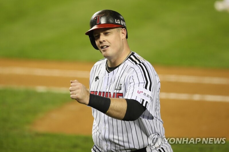 2군행 벼랑 끝에 섰던 LG 보어, 만루홈런 '쾅'