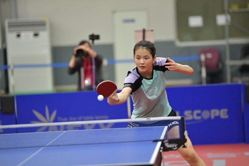 후배는 쫓아오고, 선배는 건재하고…함께 크는 신유빈