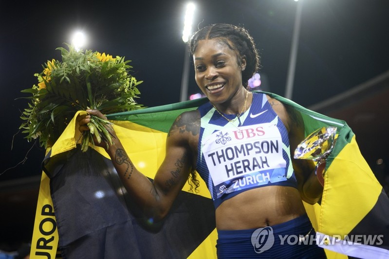 톰프슨, 시즌 마지막 100ｍ 10초65로 우승…"내년엔 세계 기록"