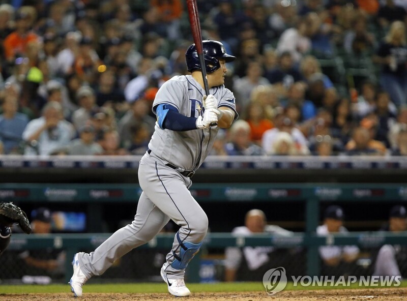 빛바랜 최지만의 3타점 활약…대타로 나서 싹쓸이 2루타