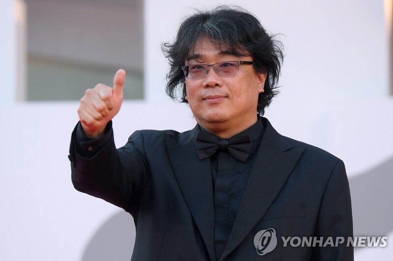 베네치아영화제 심사위원장 봉준호 "여성감독 수상 많이해 기뻐"