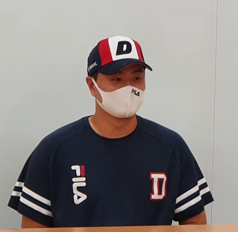 '불펜으로 하루에 2승' 두산 이영하 "내 이름 불리면 좋아"