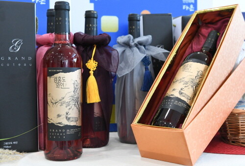 김홍도의 도시 안산시에서 선보이는 '김홍도 와인'