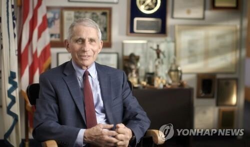 파우치 "팬데믹 통제하려면 더 많은 백신 접종 의무화 필요"(종합)