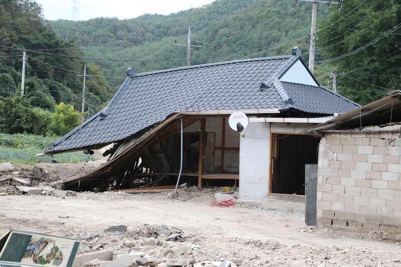 추석 명절은 남 일…근심 가득한 포항 죽장면 수재민