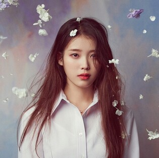 IU donates 850 mil won worth necessities including first-aid kits, sneakers
