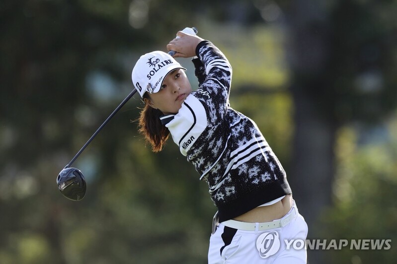 고진영, LPGA 투어 시즌 2승 보인다…2R 단독 선두로