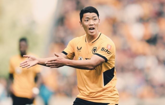 울버햄프턴 황희찬, 두 경기 연속 교체 출전…팀은 0-2 패배