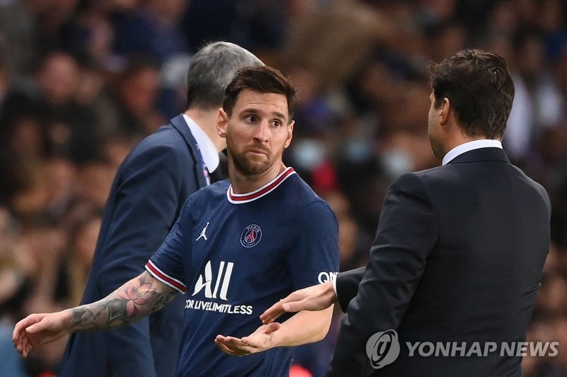 교체에 뿔 난 메시…포체티노 감독 "최선의 결과 위한 결정"