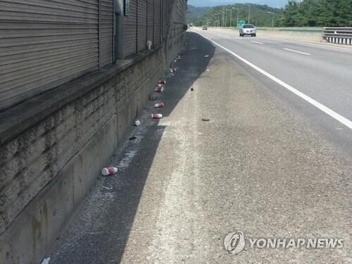 명절 고속도로, 하루 46t 쓰레기…평소의 2.4배