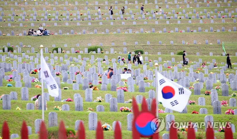 올 추석도 멀기만 한 호국원 성묫길…강원도만 유일하게 없어