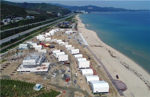 대형산불에 초토화한 동해 망상오토캠핑리조트 내달 준공