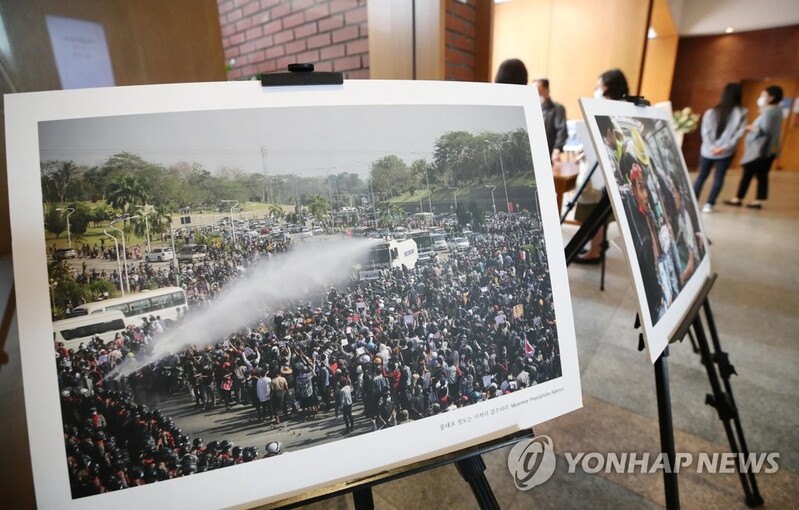 "미얀마 독립당시 수호자였던 군부, 경제적 이권 때문에 집권"