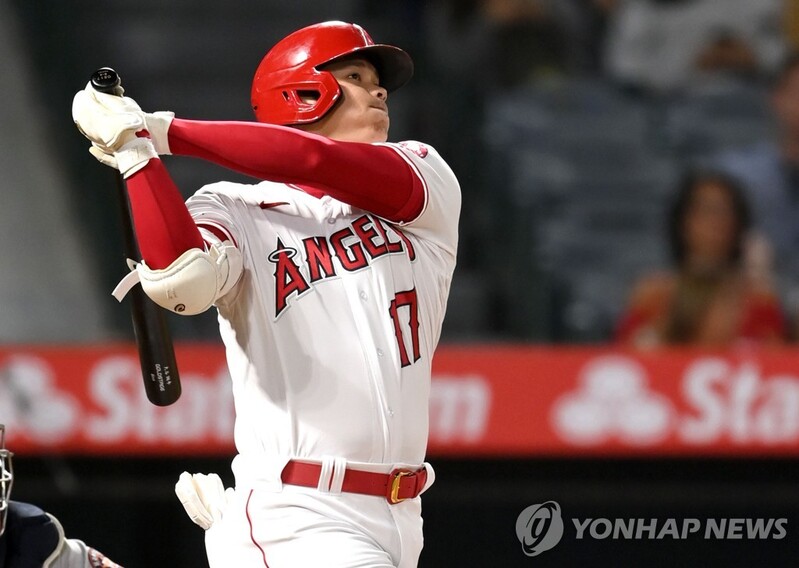 MLB 오타니, 10경기 만에 45호 홈런포…선두에 1개 차 추격