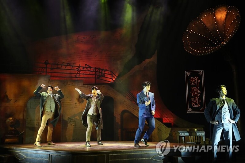 뮤지컬 '미인' 이희준 작가 "신중현 노래엔 저항정신 녹아있어"