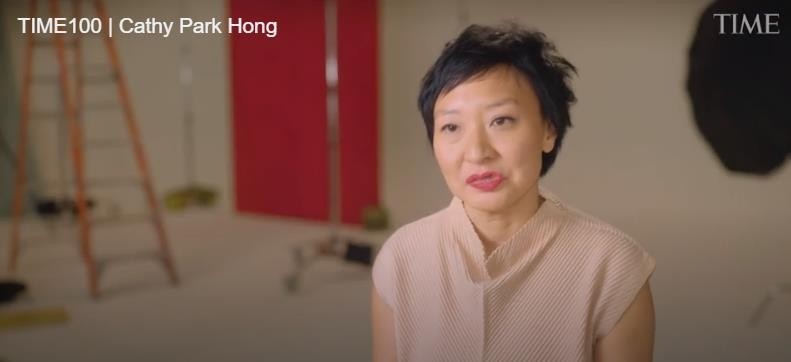 LA 한인 2세 작가 캐시 박 홍, 美 타임지 100인에 선정