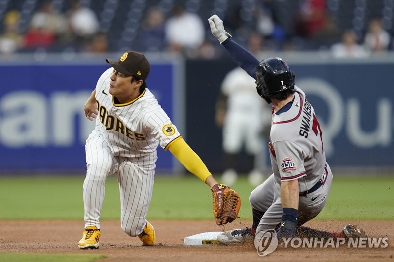 김하성, 65일 만의 서스펜디드 경기 출전…타율 소폭 상승(종합)