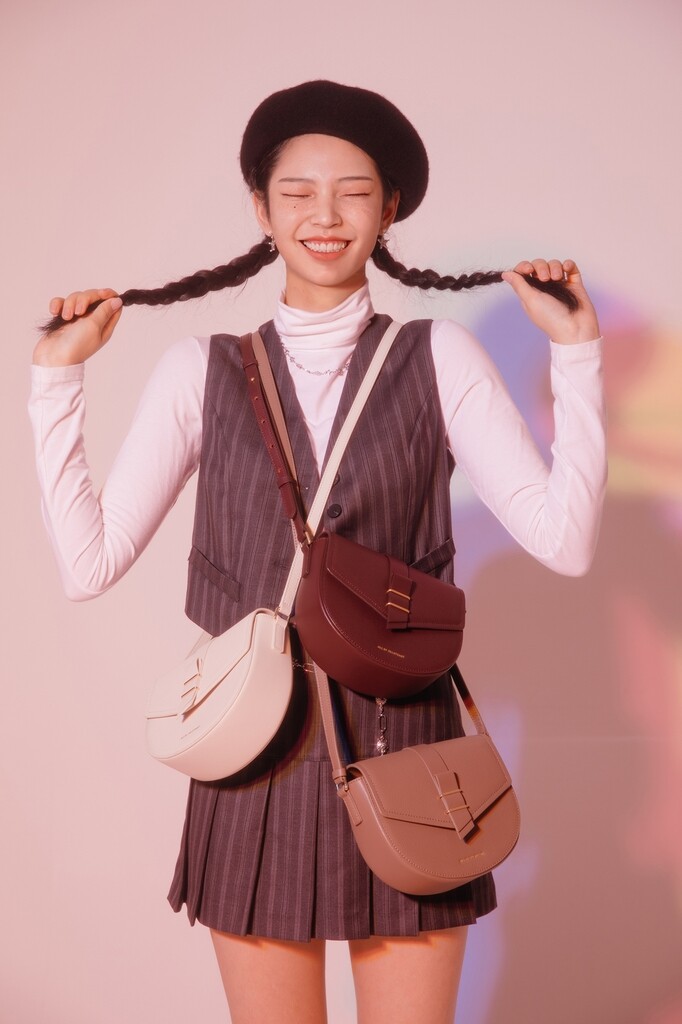 [게시판] LF 질바이질스튜어트, 가상 인플루언서 '로지' 모델 발탁