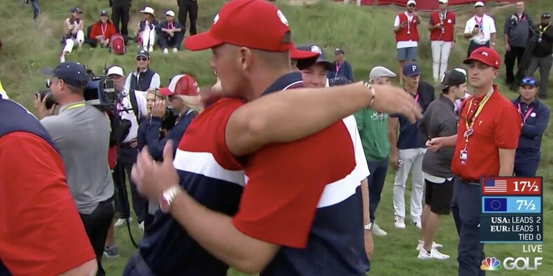 '견원지간' 켑카·디섐보, 포옹하며 라이더컵 대승 '자축'