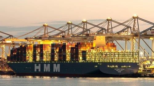 S. Korean shippers forecast to log record earnings for Q3