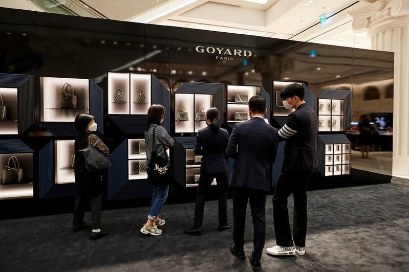 [게시판] 고야드, 신세계백화점 강남점서 신제품 공개