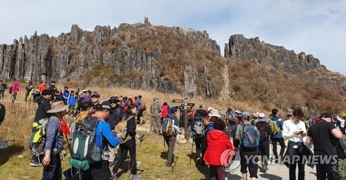 "무등산에 트램 설치하자"…개발·보존 논란 재점화할까